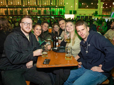 Bilder der Party